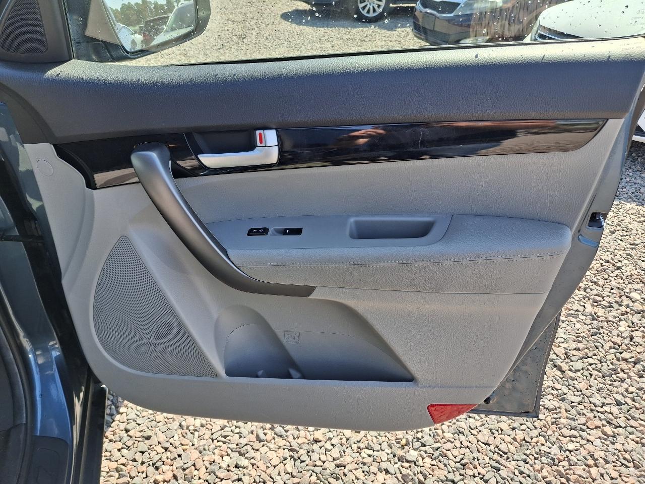 Kia Sorento LX 2WD 2015