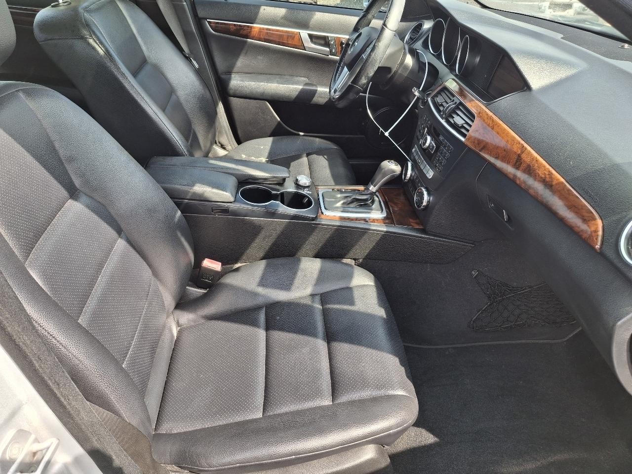 Mercedes-Benz C-Class C300 4MATIC Sport Sedan 2012