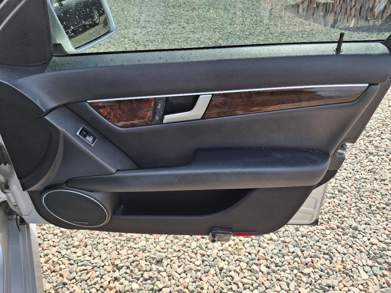 Mercedes-Benz C-Class C300 4MATIC Sport Sedan 2012