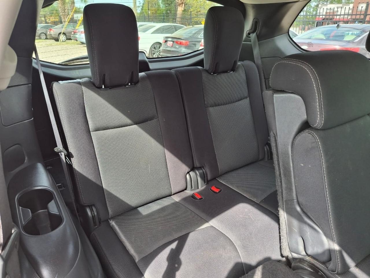 Nissan Pathfinder SV 4WD 2018