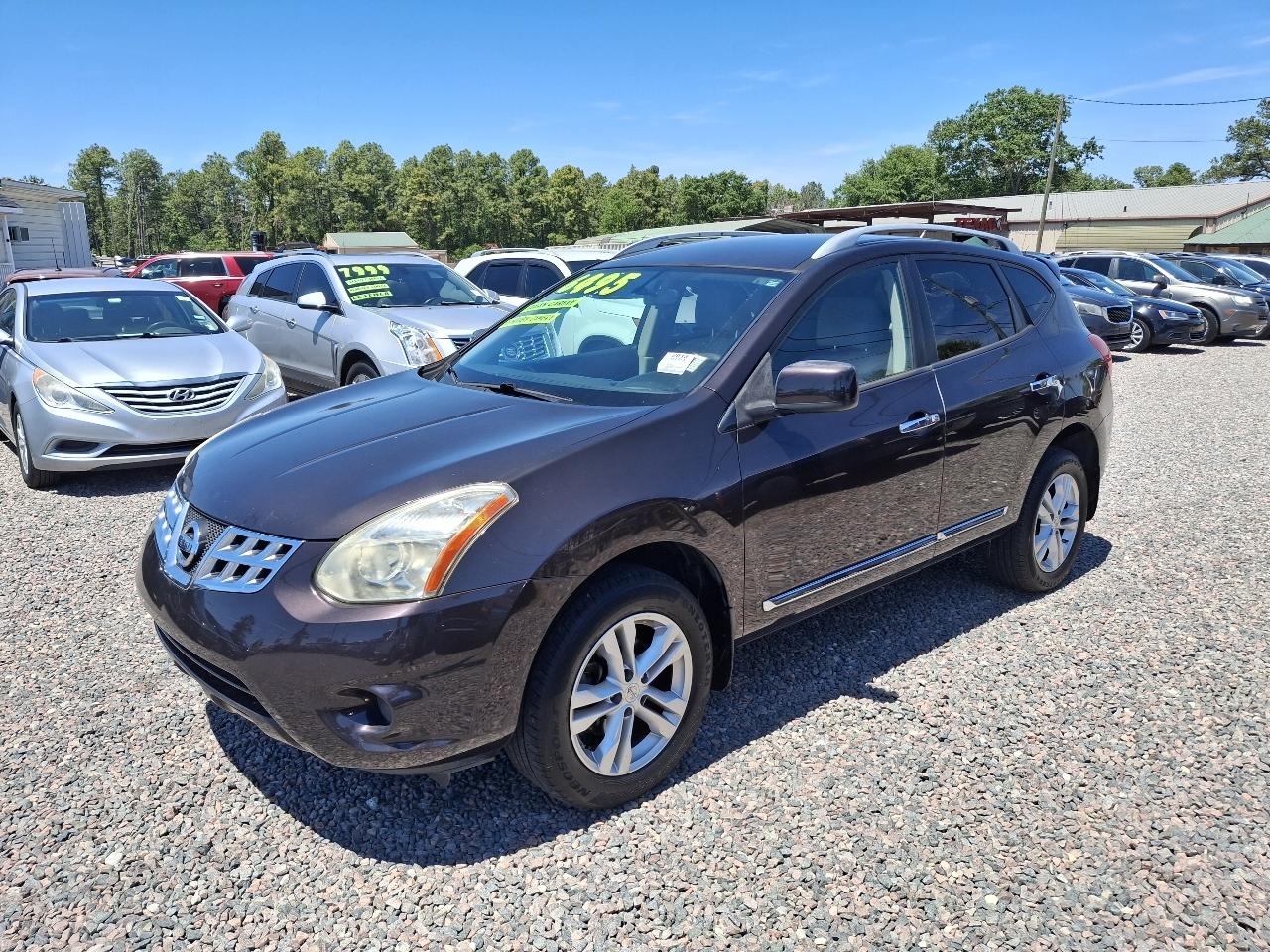Nissan Rogue SV FWD 2013