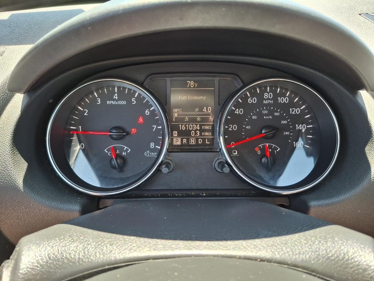 Nissan Rogue SV FWD 2013