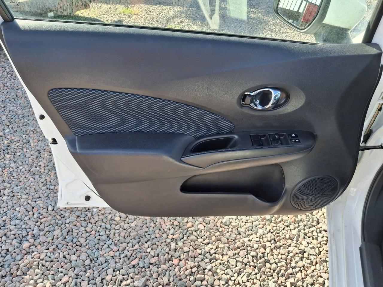 Nissan Versa Note SV 2015