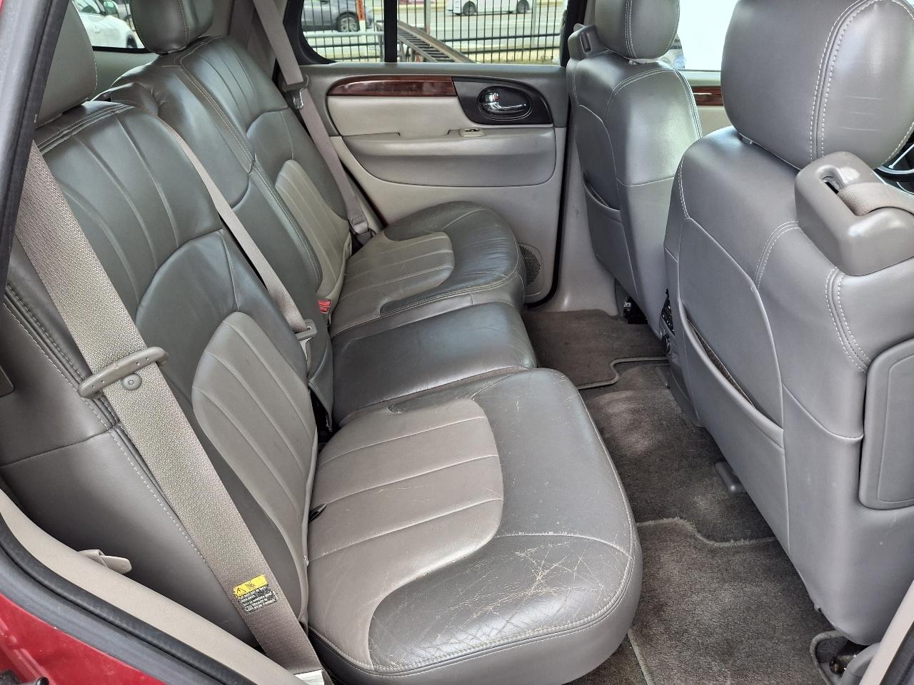 GMC Envoy SLE 2WD 2003