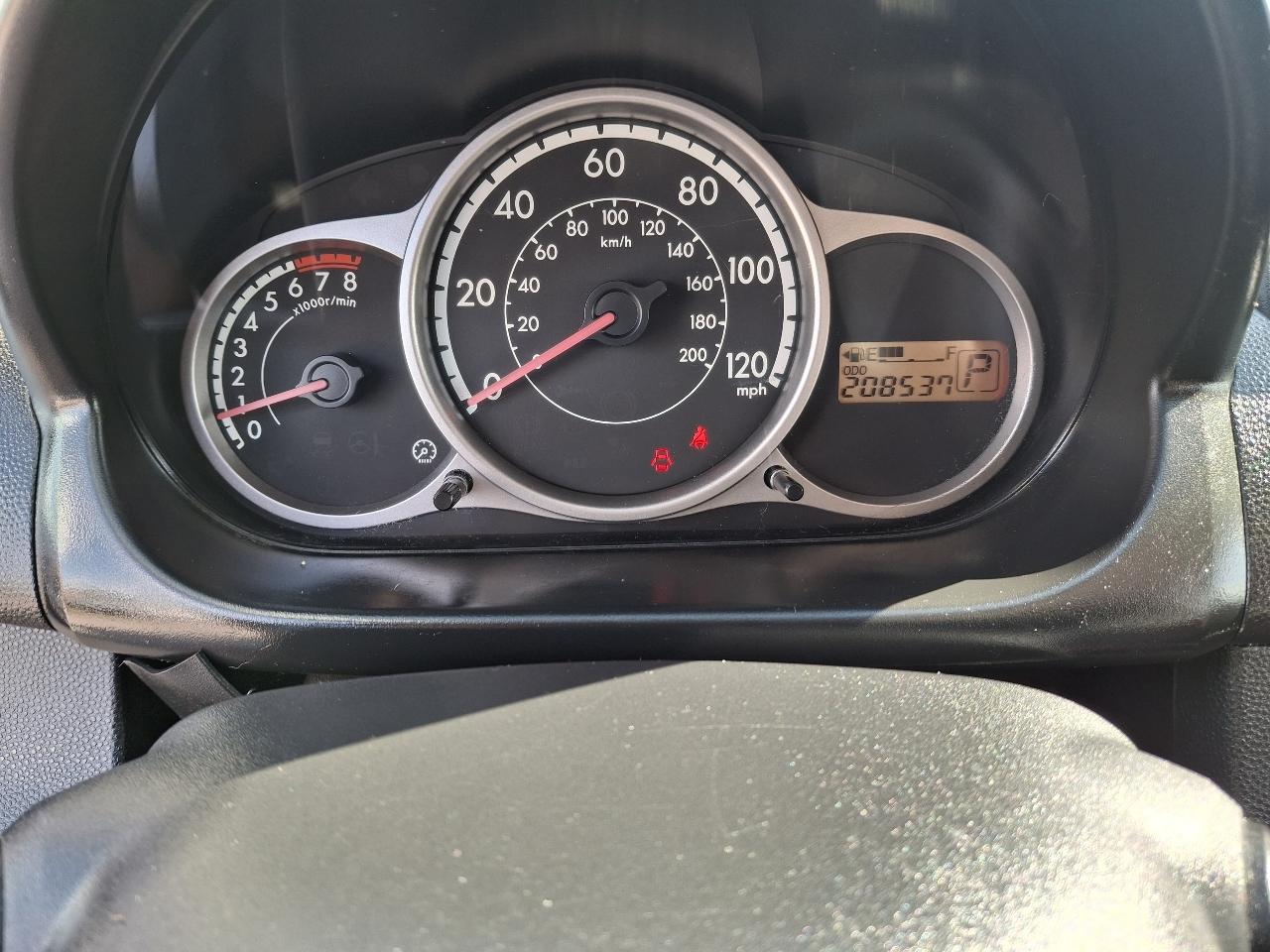 Mazda MAZDA2 Sport 2012