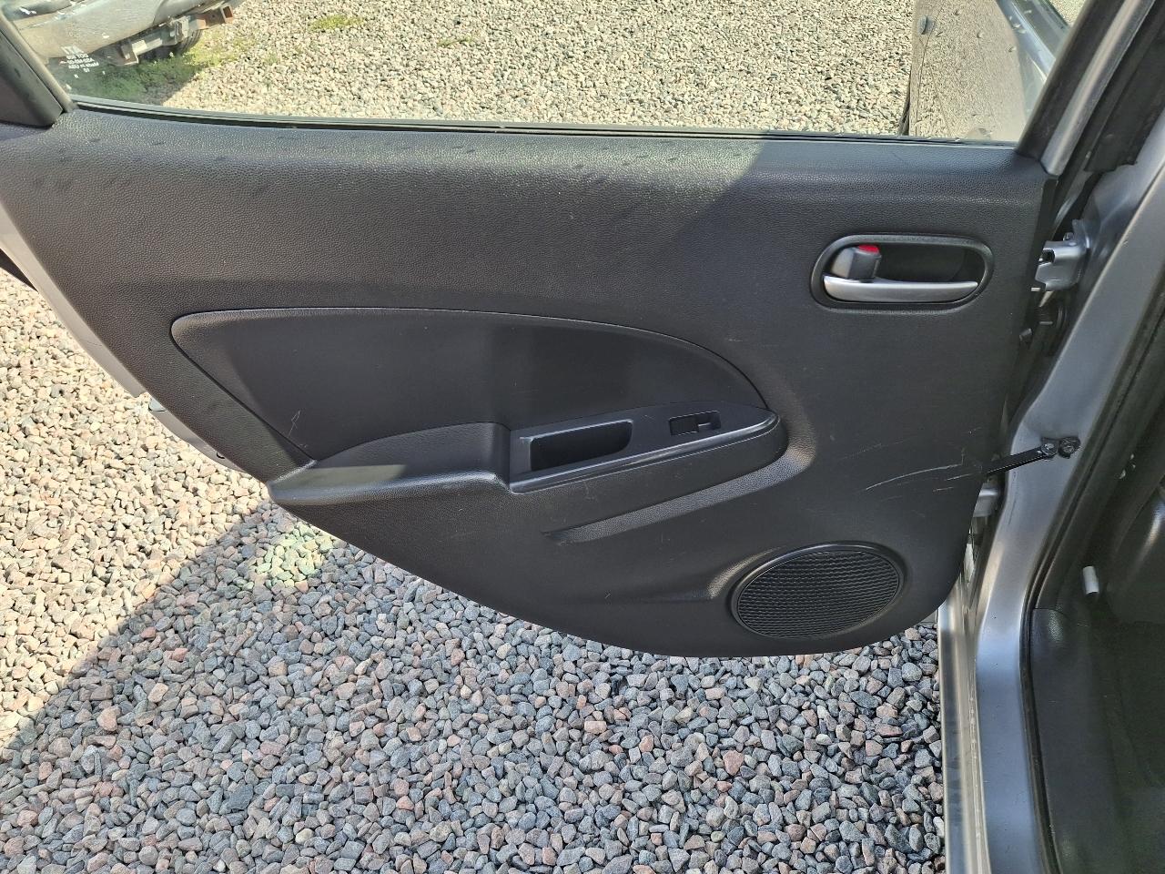 Mazda MAZDA2 Sport 2012