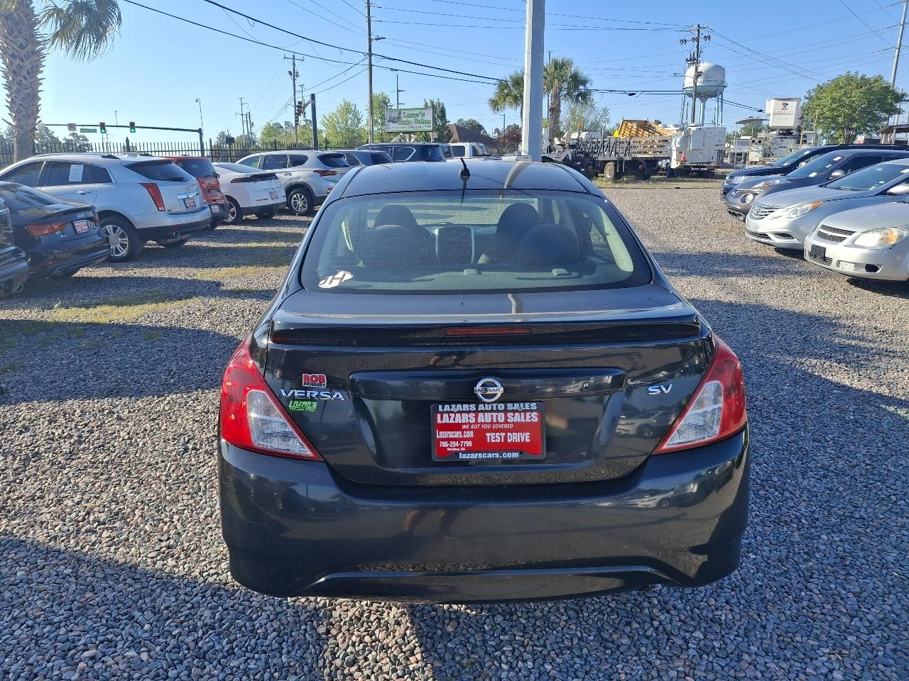 Nissan Versa SV 2017