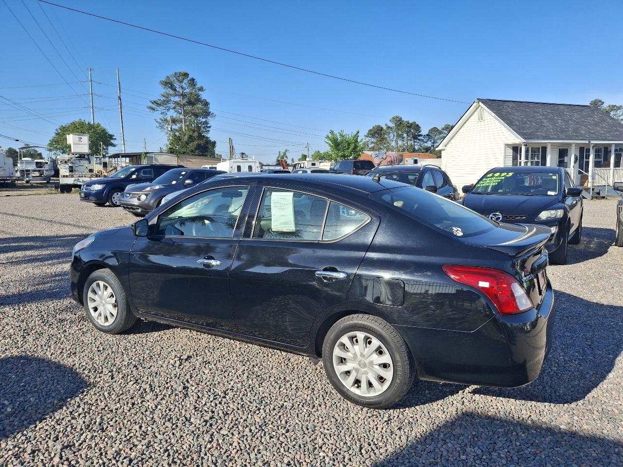 Nissan Versa SV 2017