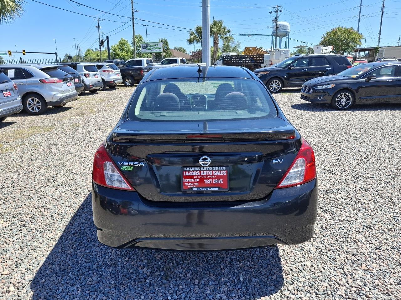 Nissan Versa SV 2017