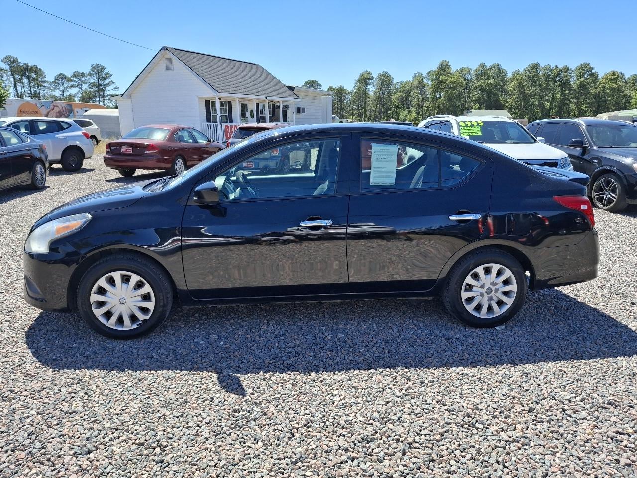 Nissan Versa SV 2017
