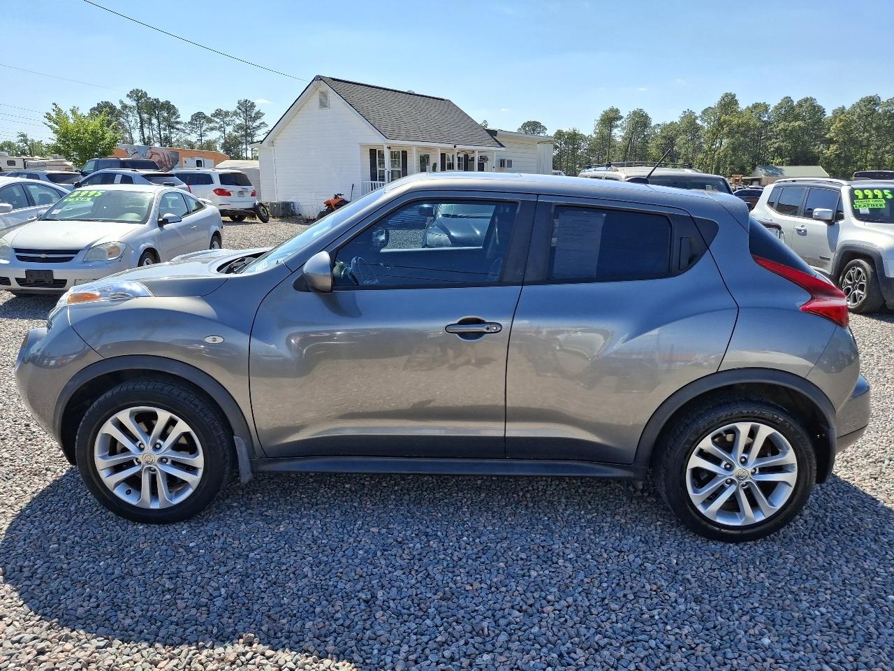 Nissan Juke SL FWD 2012