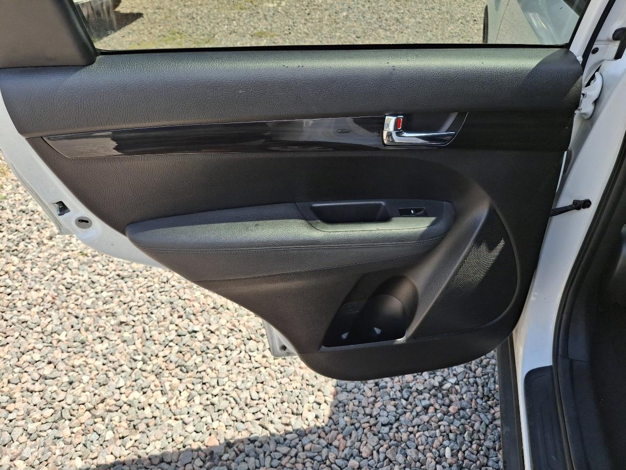 Kia Sorento LX 2WD 2012