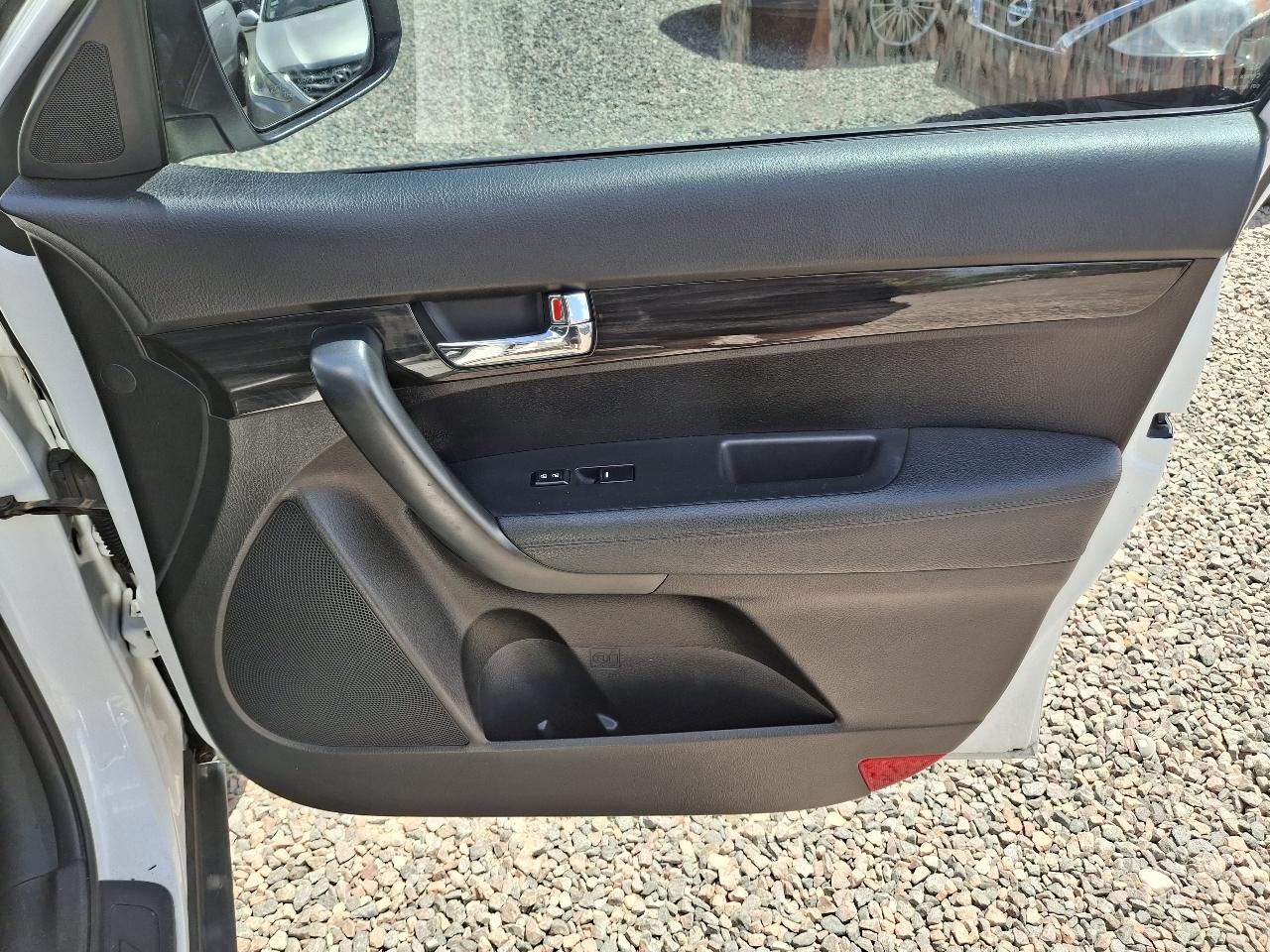 Kia Sorento LX 2WD 2012