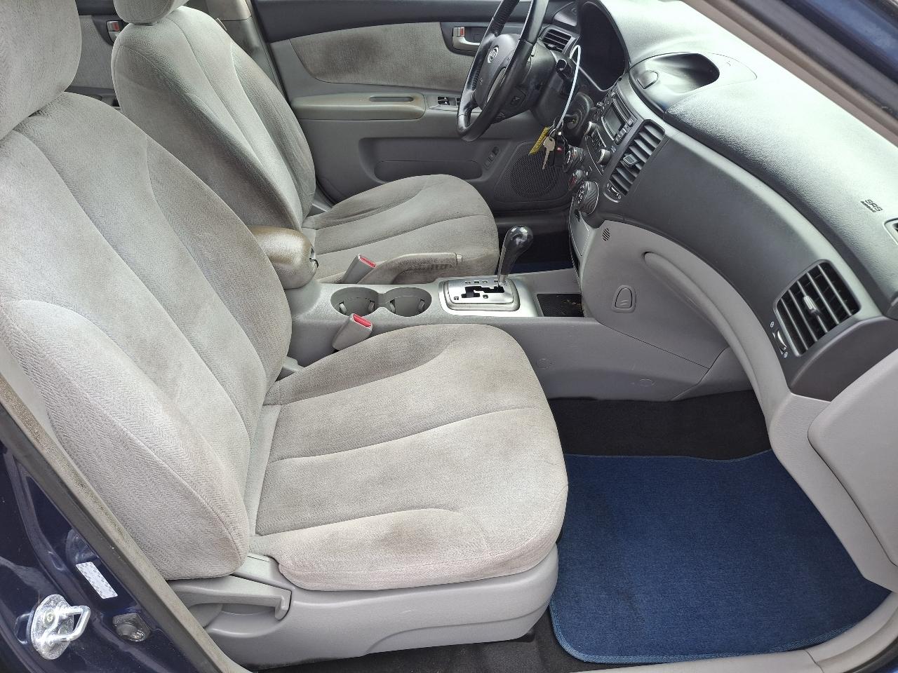 Kia Optima LX V6 2008