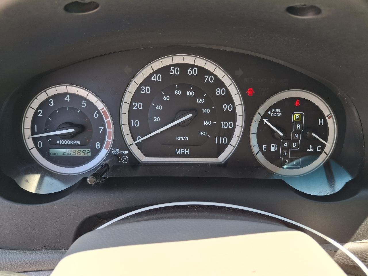 Toyota Sienna XLE 2004