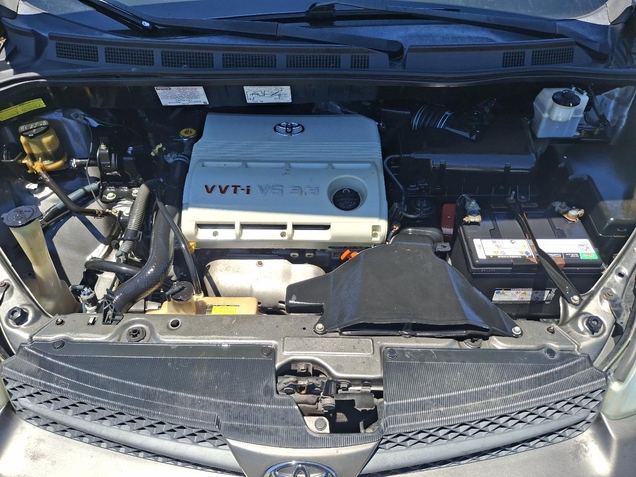 Toyota Sienna XLE 2004