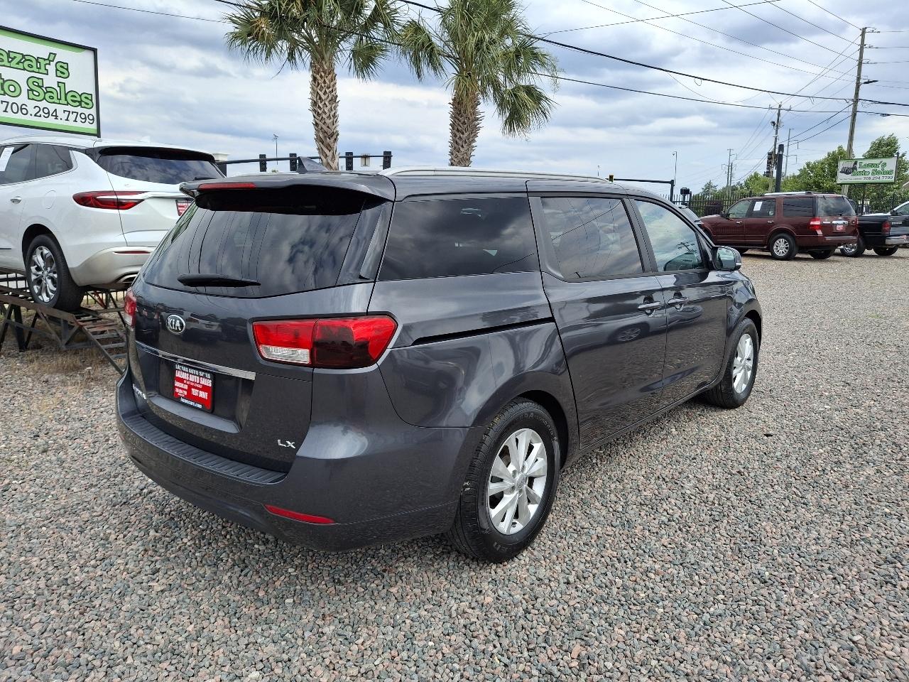 Kia Sedona LX 2015