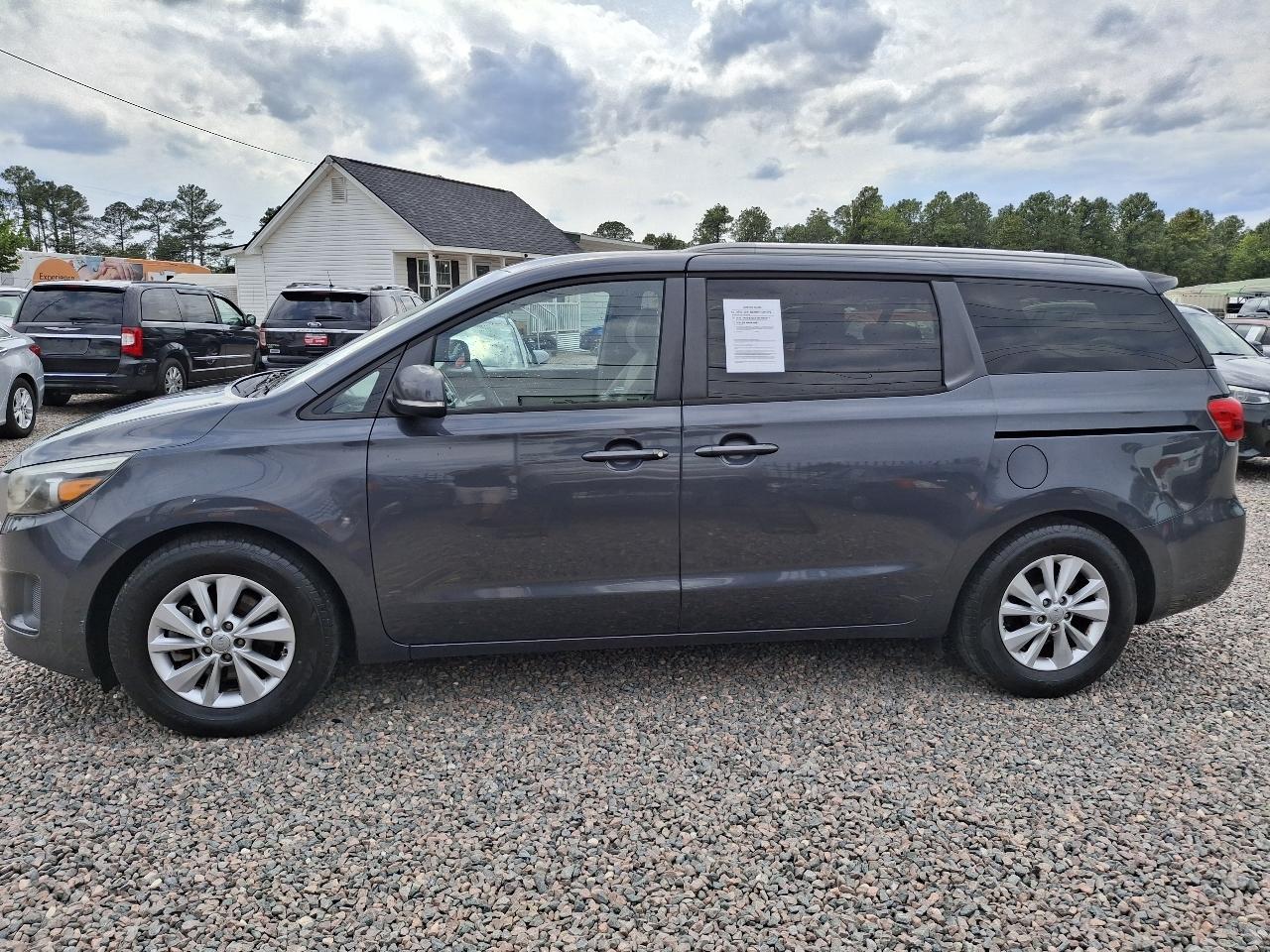 Kia Sedona LX 2015