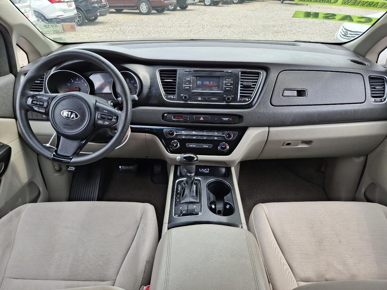 Kia Sedona LX 2015