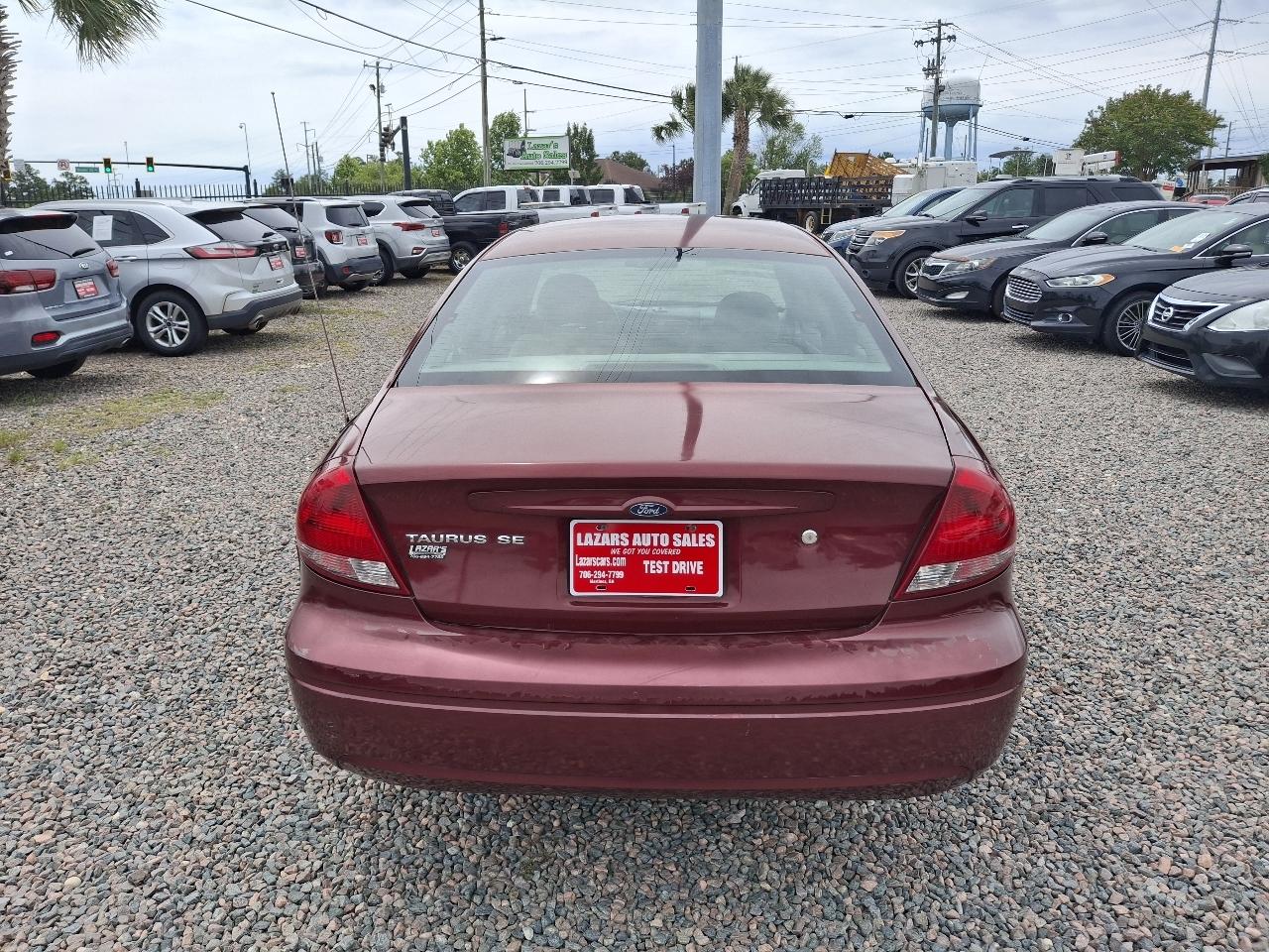 Ford Taurus SE 2006