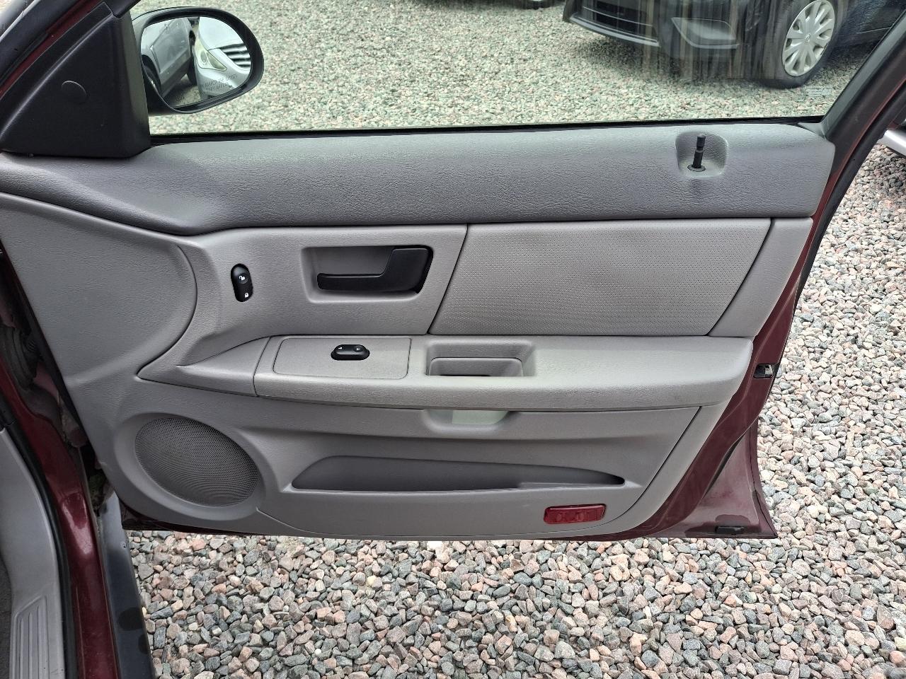 Ford Taurus SE 2006