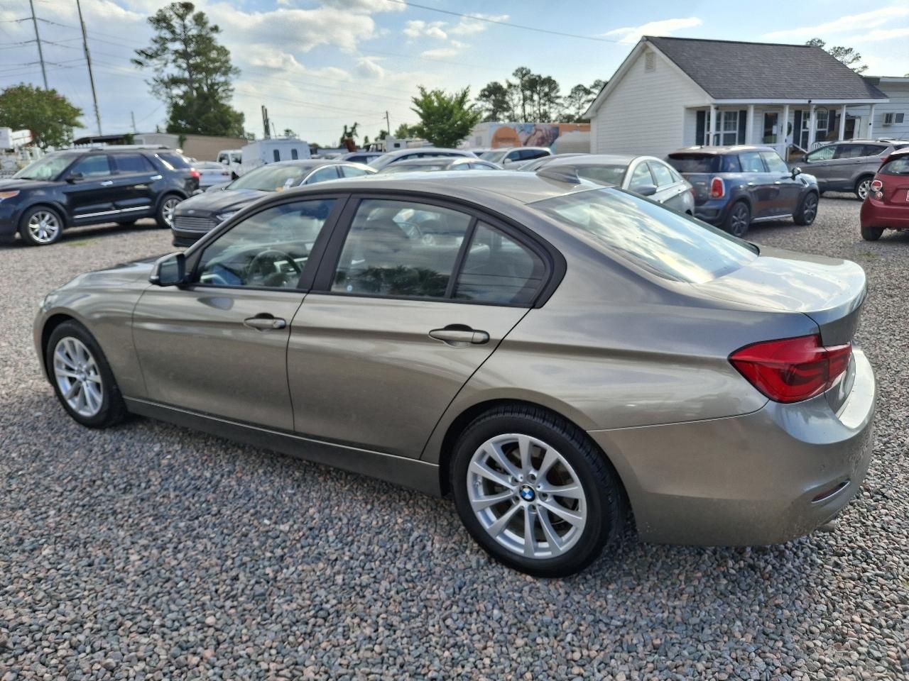 BMW 3-Series 320i Sedan 2016