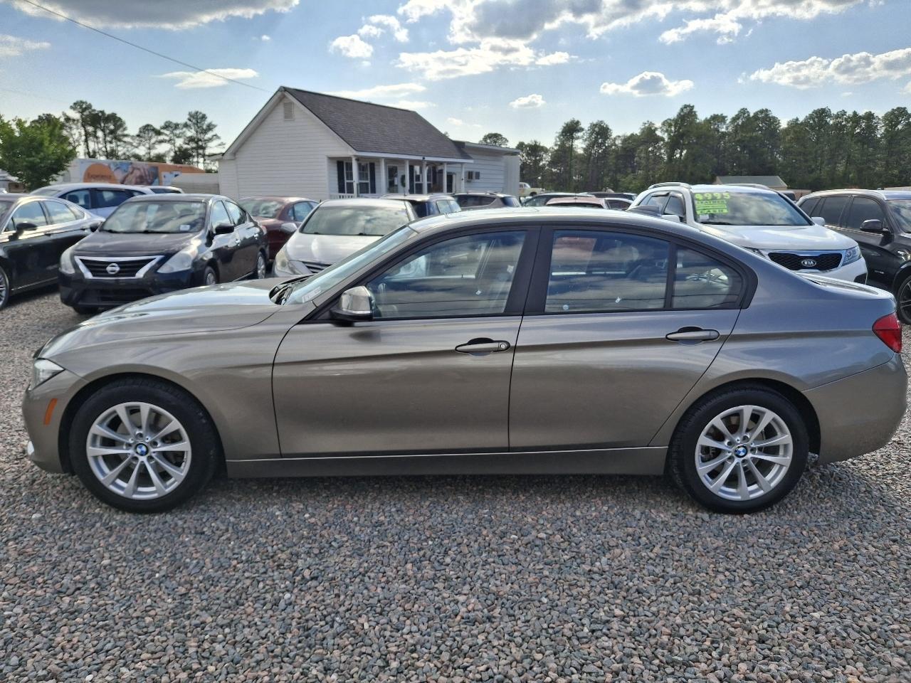 BMW 3-Series 320i Sedan 2016