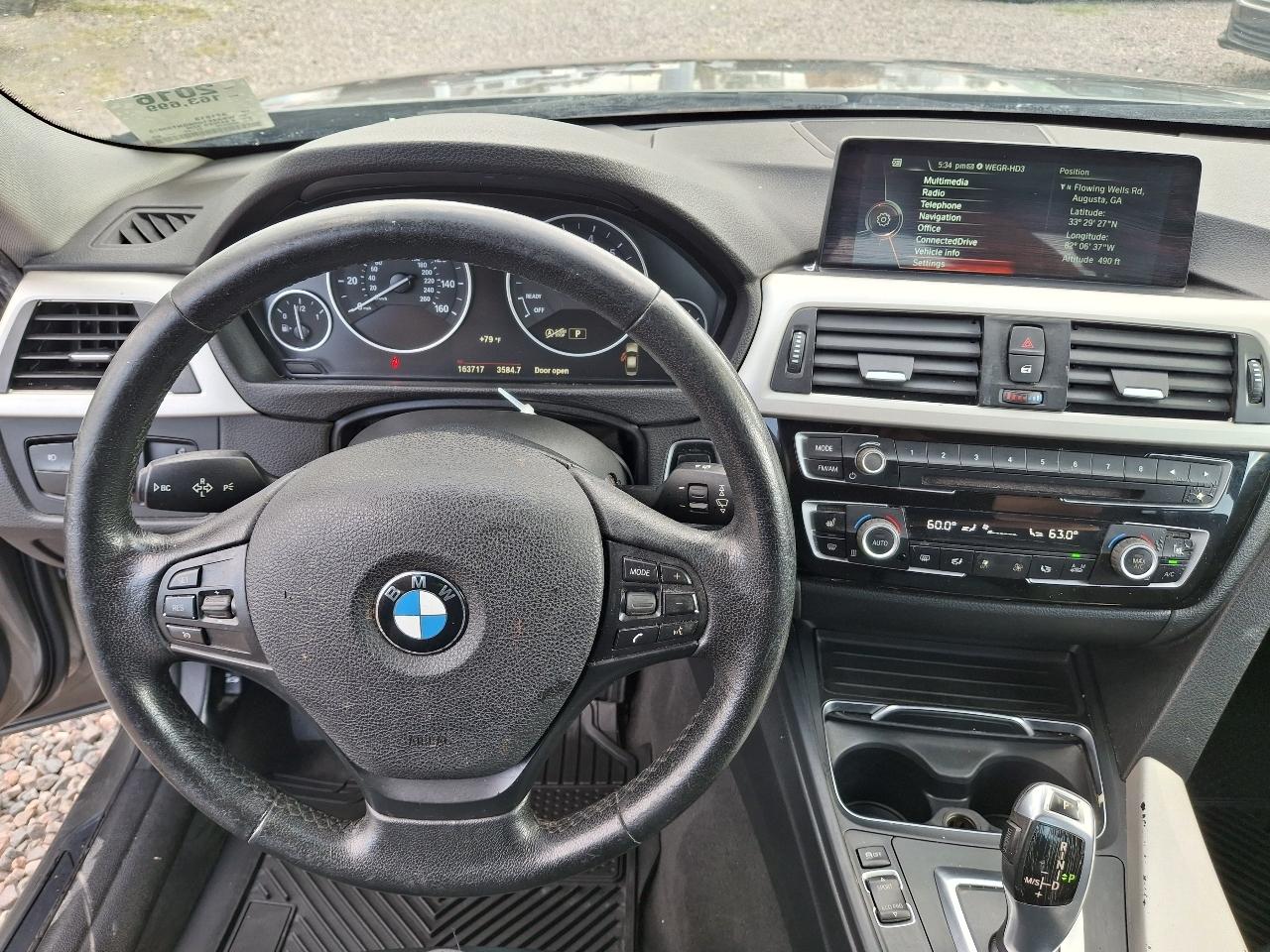 BMW 3-Series 320i Sedan 2016