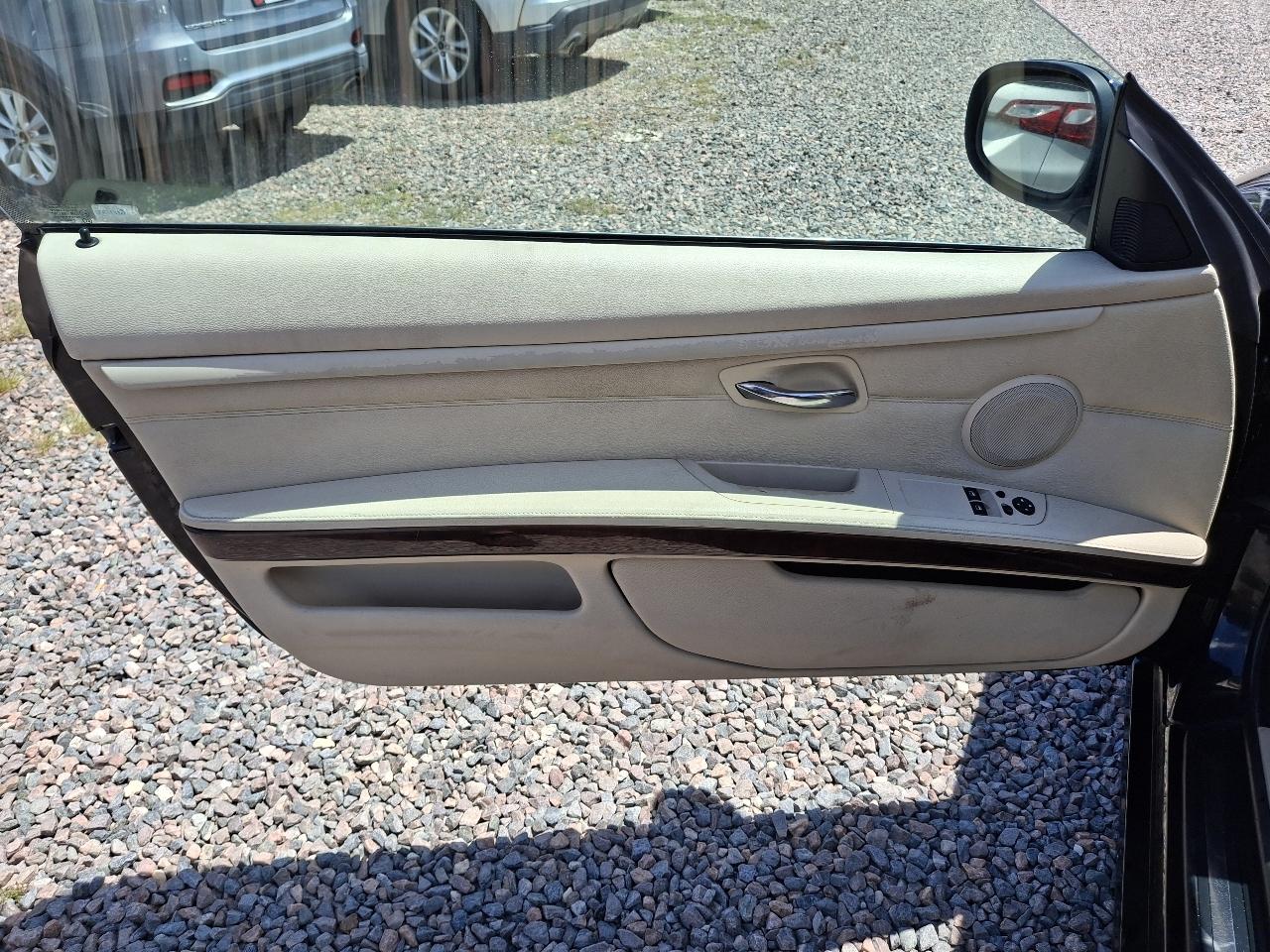 BMW 3-Series 328i Coupe 2012