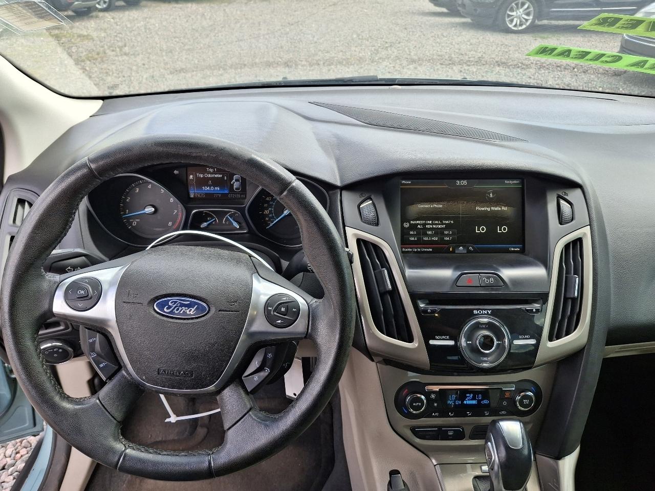 Ford Focus SEL 2012