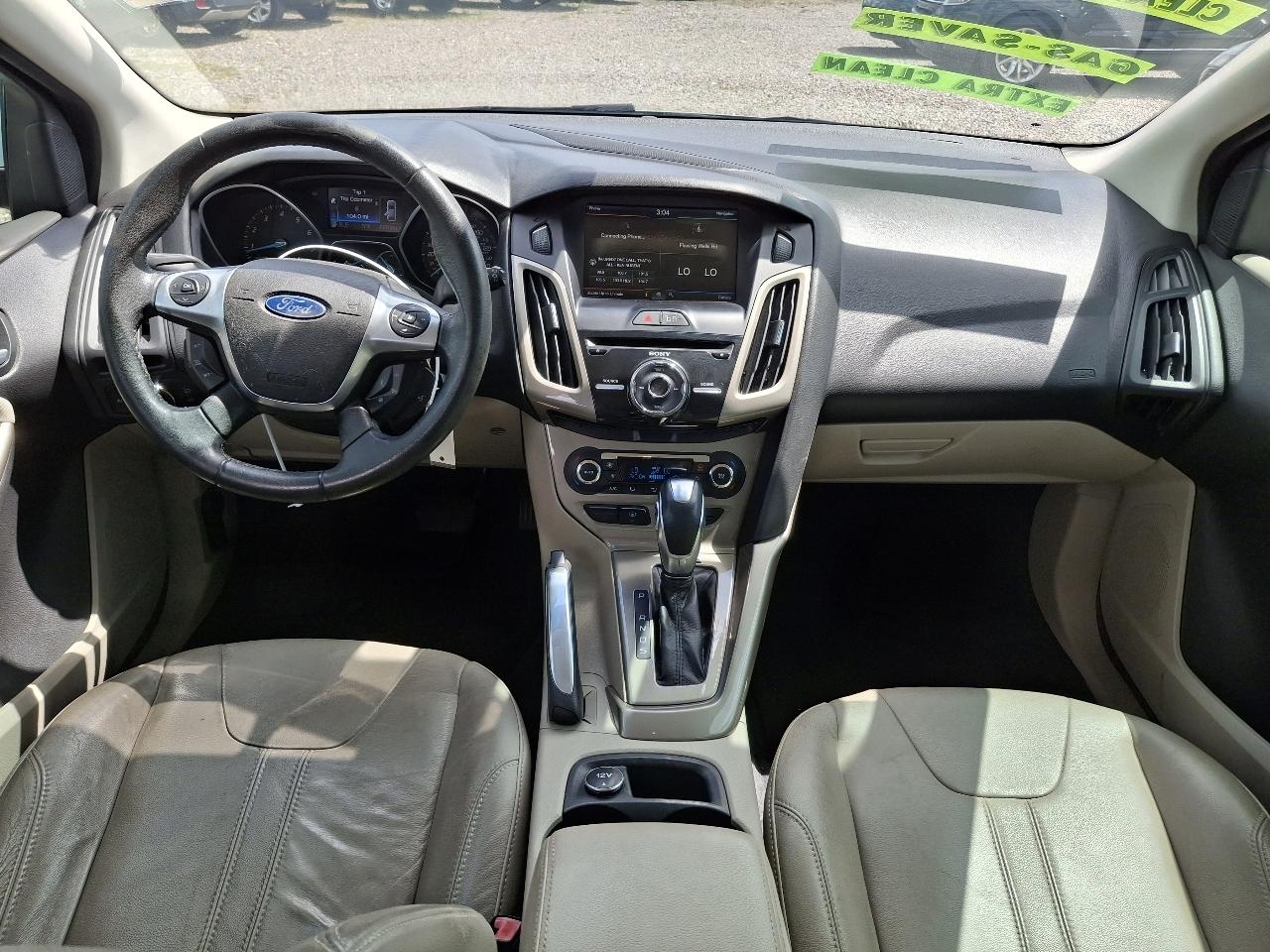 Ford Focus SEL 2012
