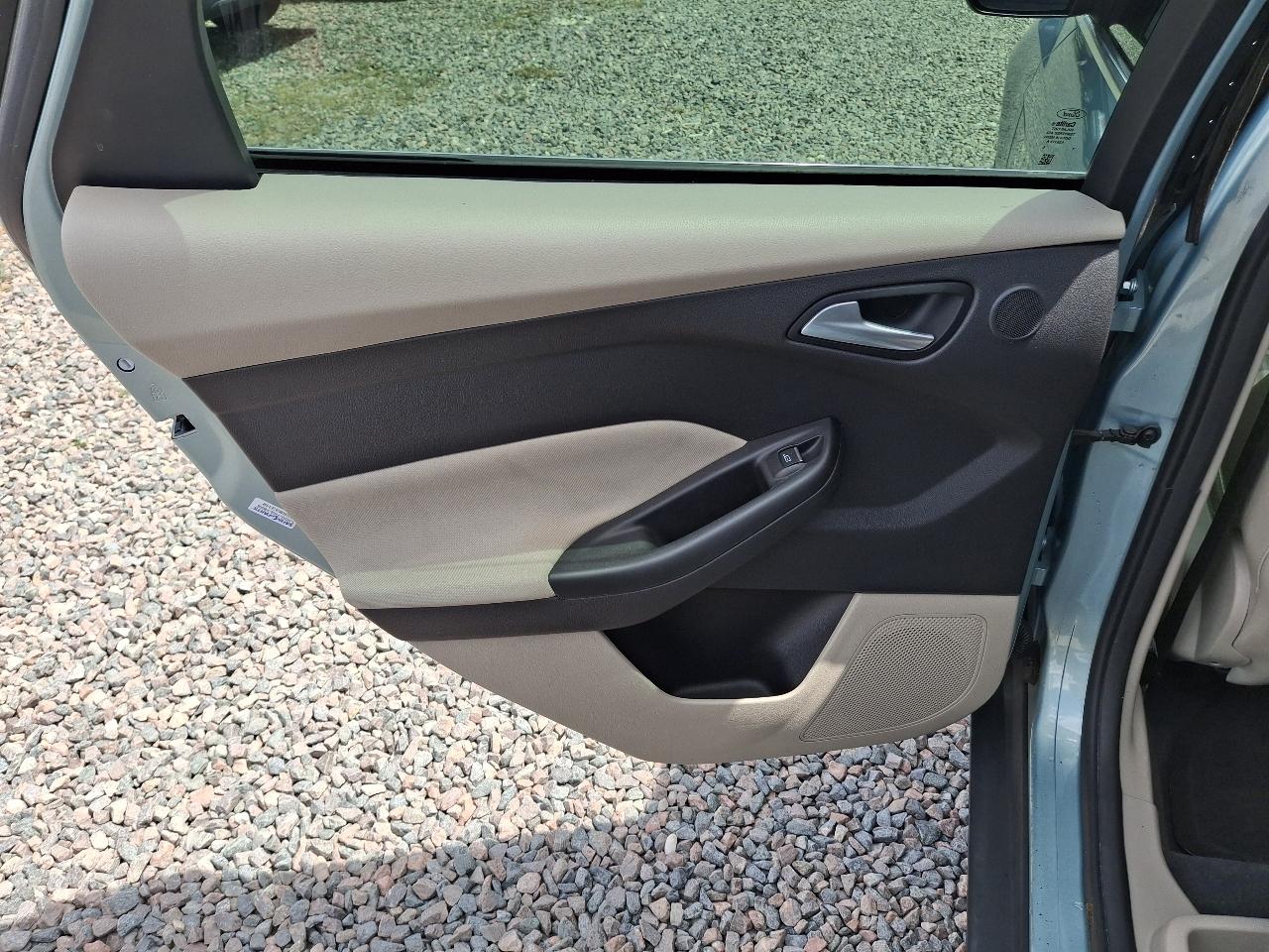 Ford Focus SEL 2012