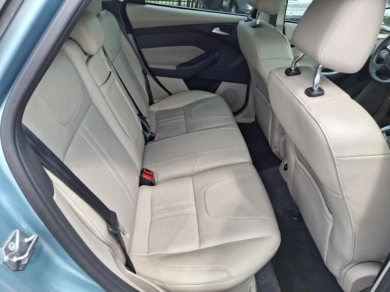 Ford Focus SEL 2012