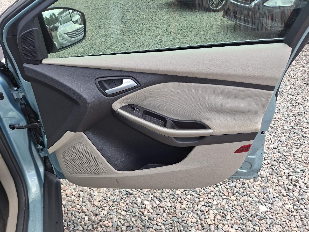 Ford Focus SEL 2012