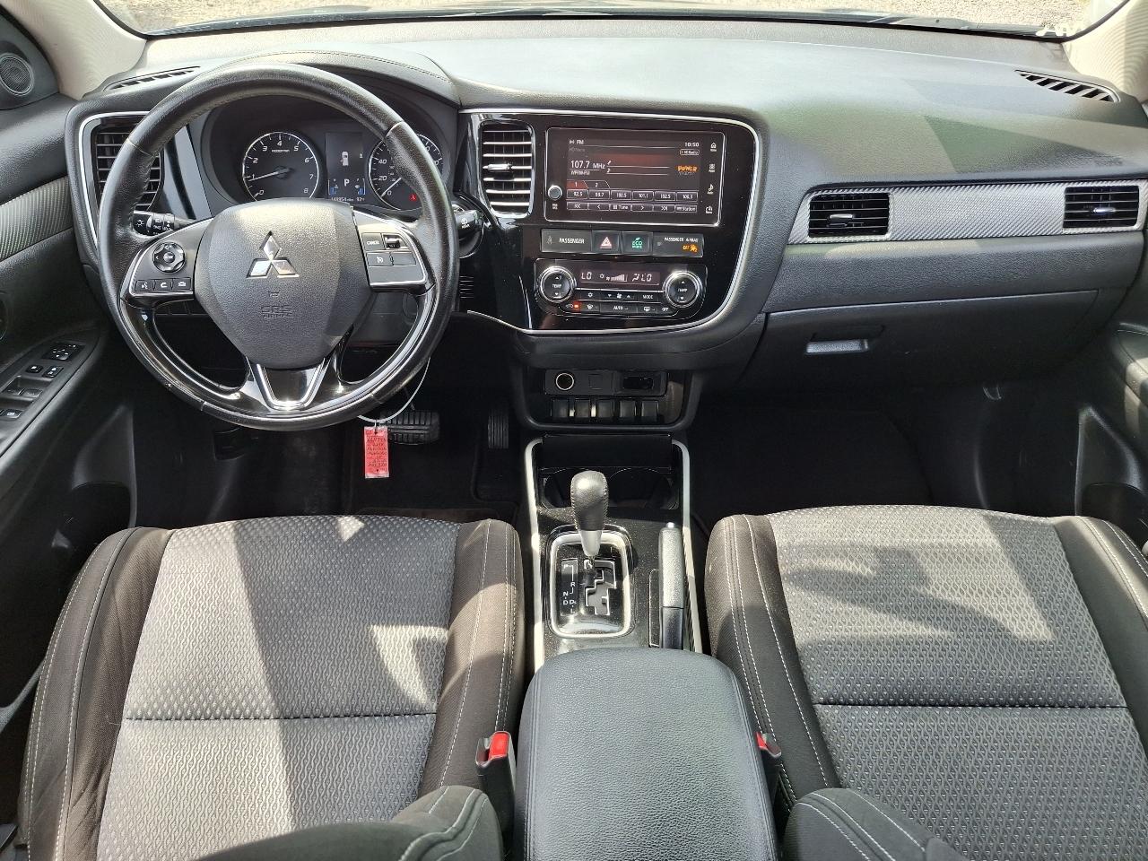 Mitsubishi Outlander SEL 2WD 2018