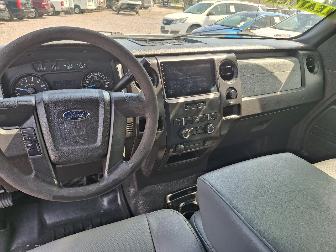 Ford F-150 XL 8-ft. Bed 2WD 2014