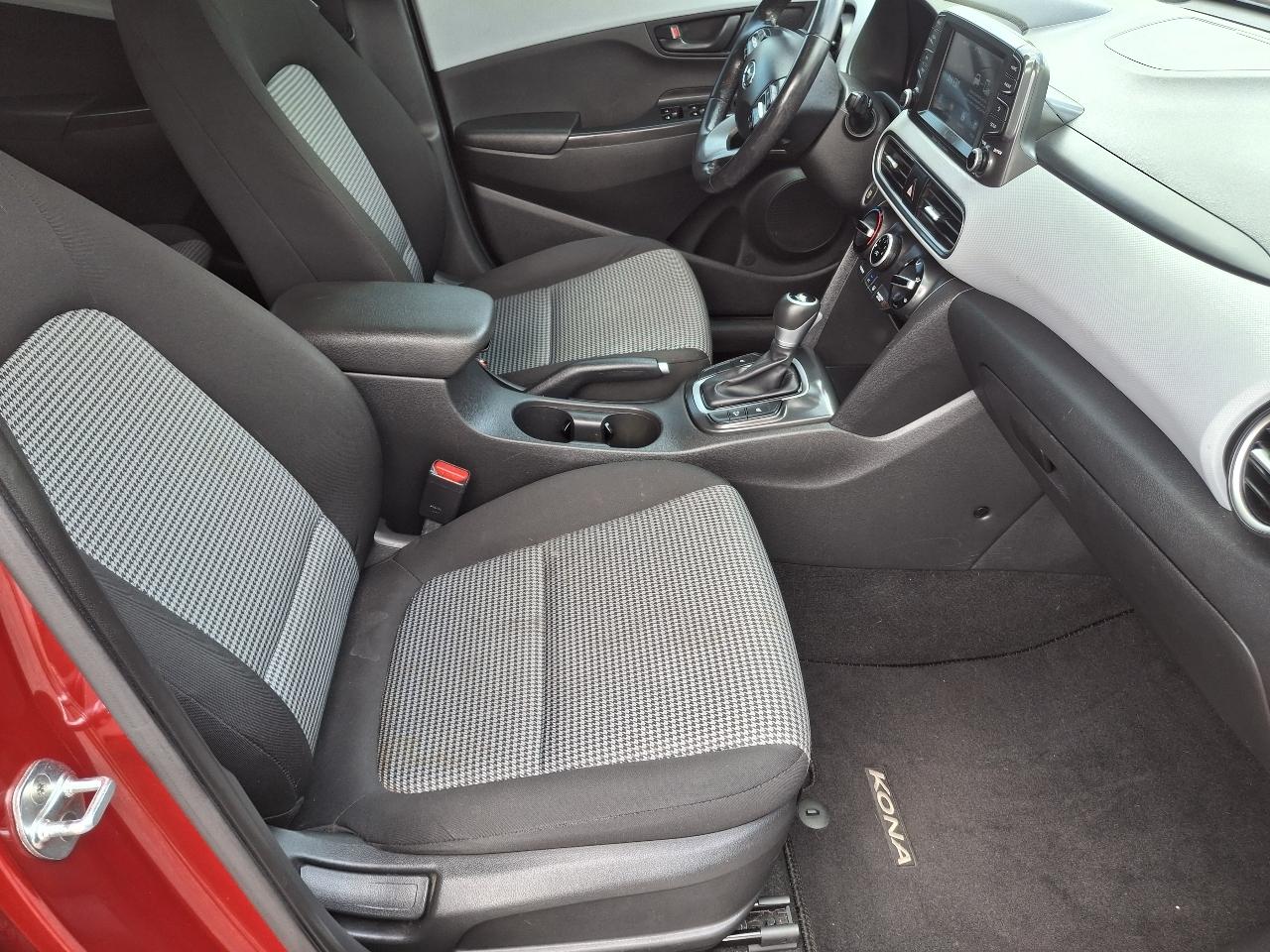 Hyundai Kona SEL 2020