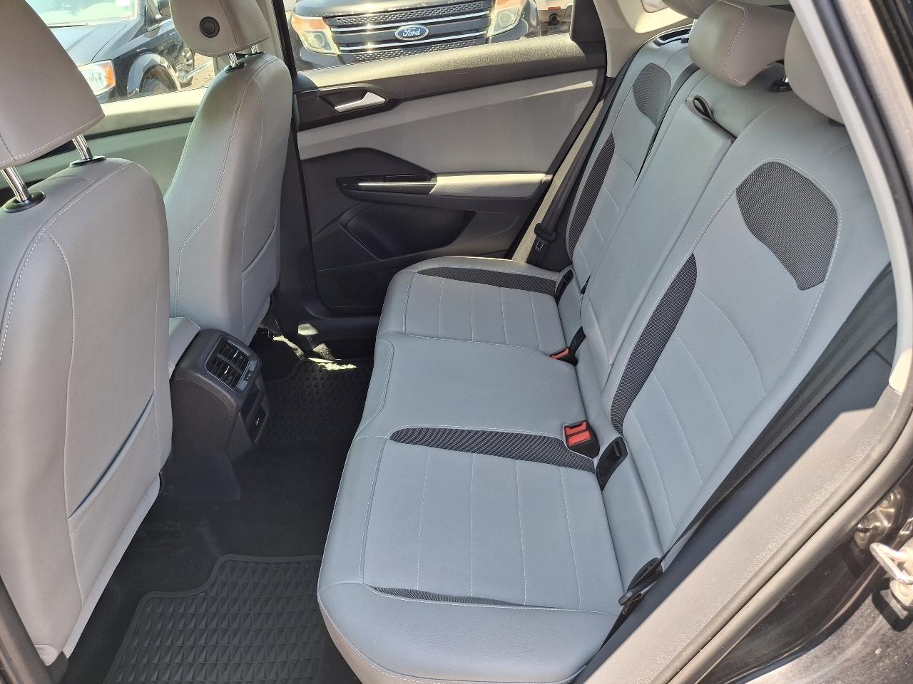 Volkswagen Taos SE 2022