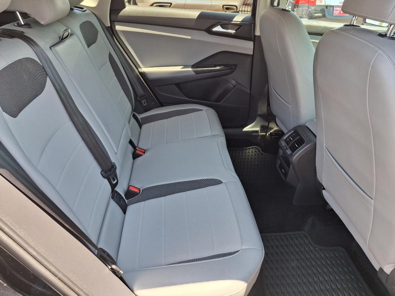Volkswagen Taos SE 2022