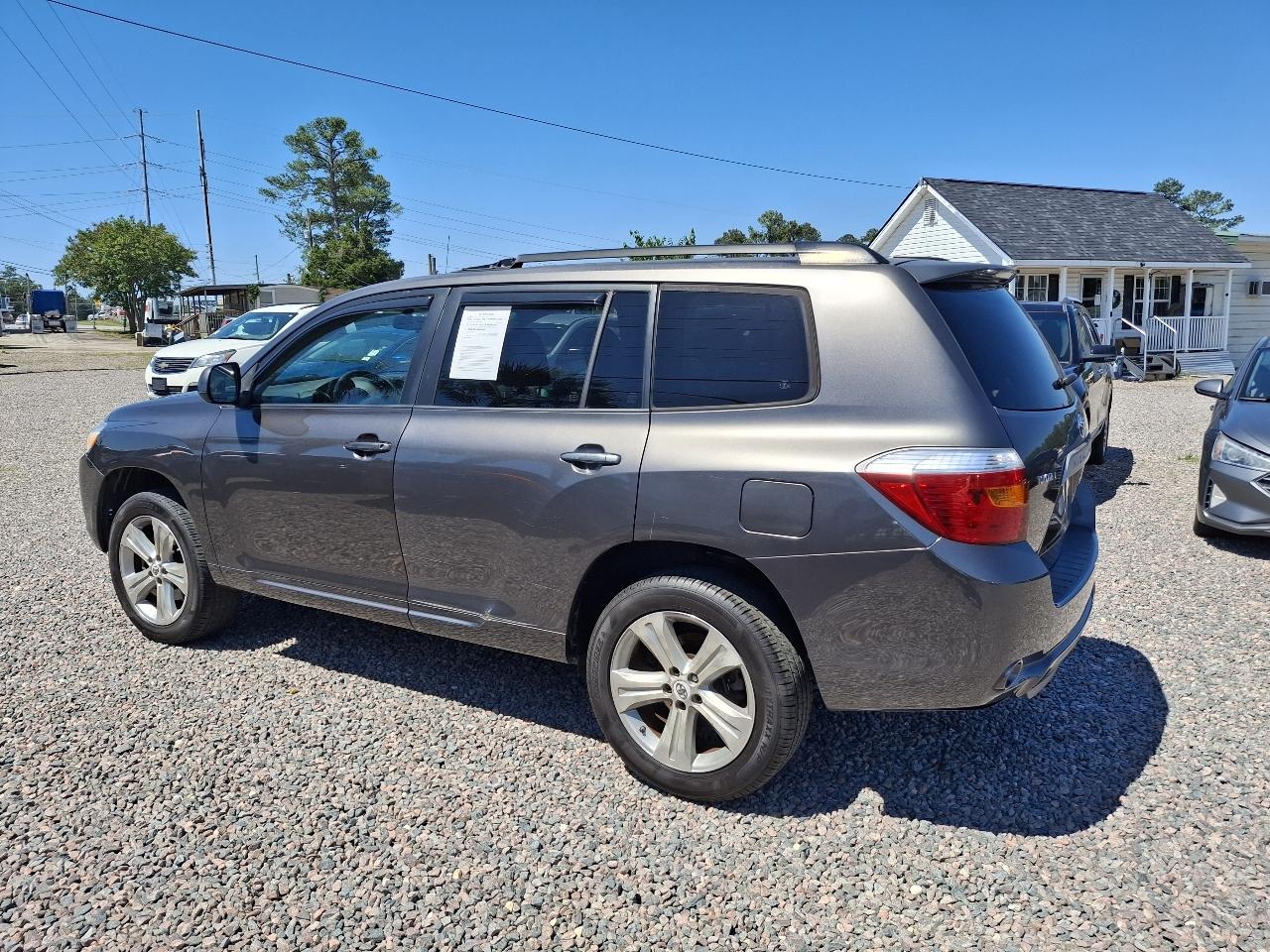 Toyota Highlander Base 2WD 2008