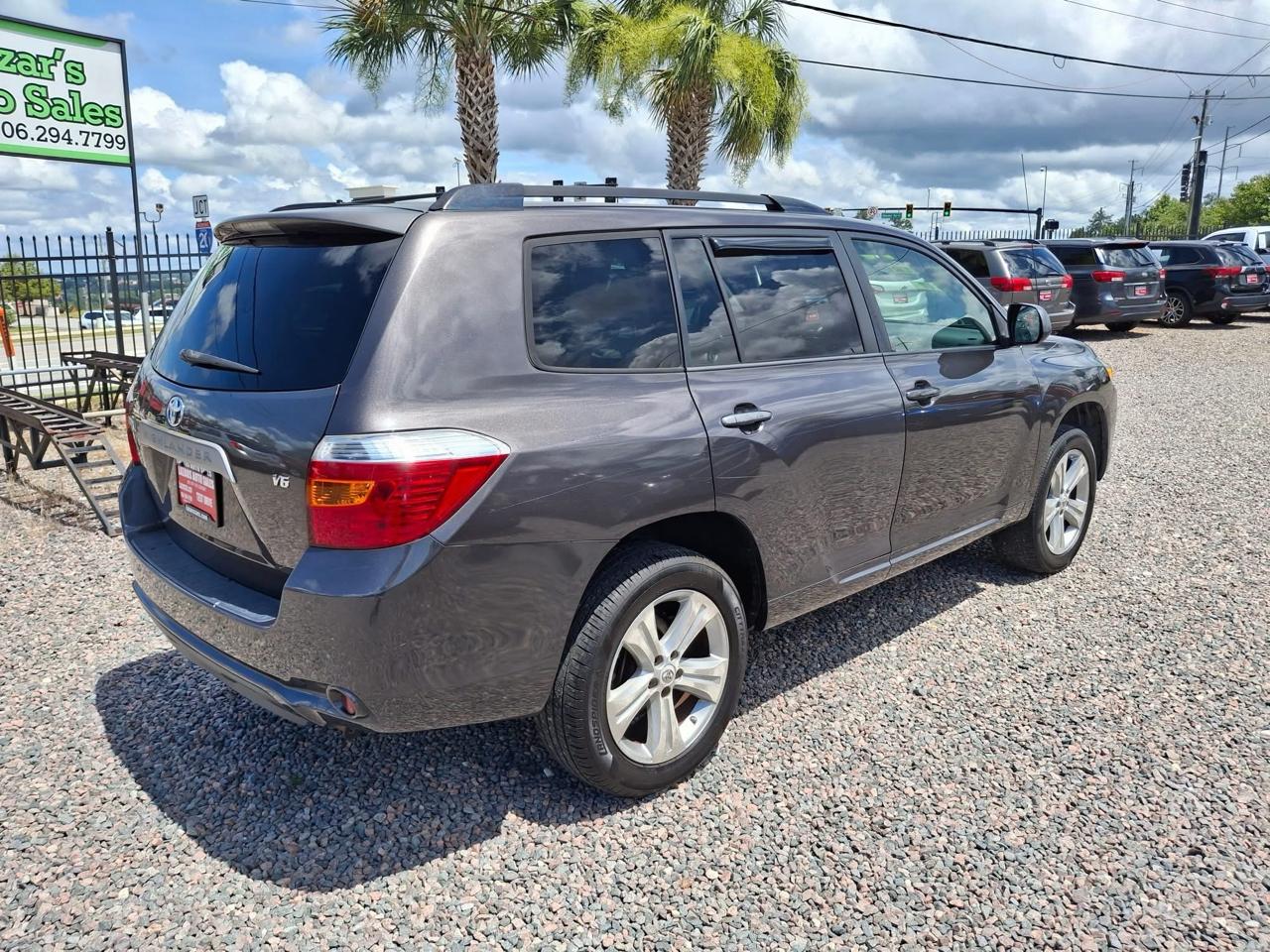 Toyota Highlander Base 2WD 2008