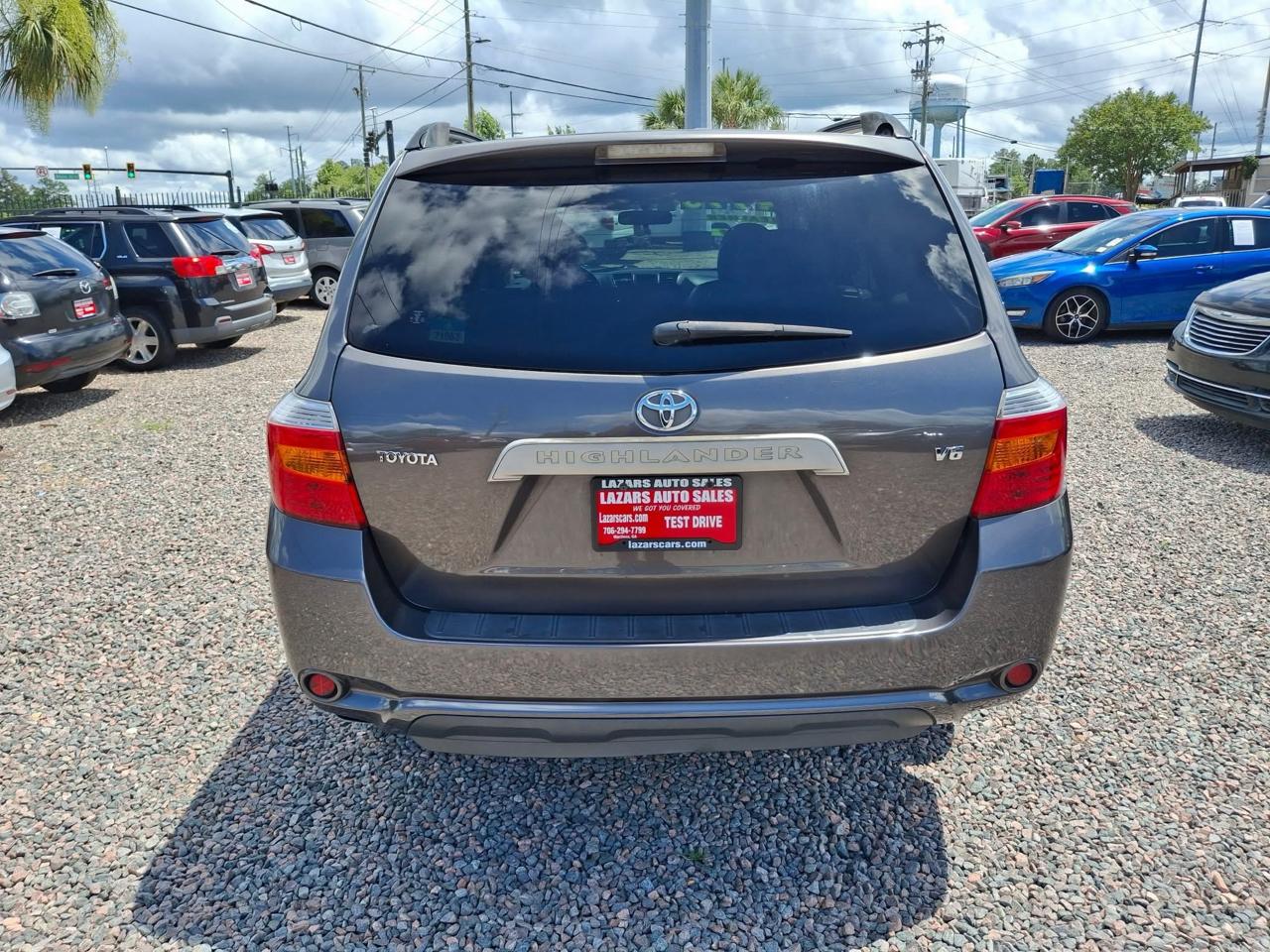 Toyota Highlander Base 2WD 2008