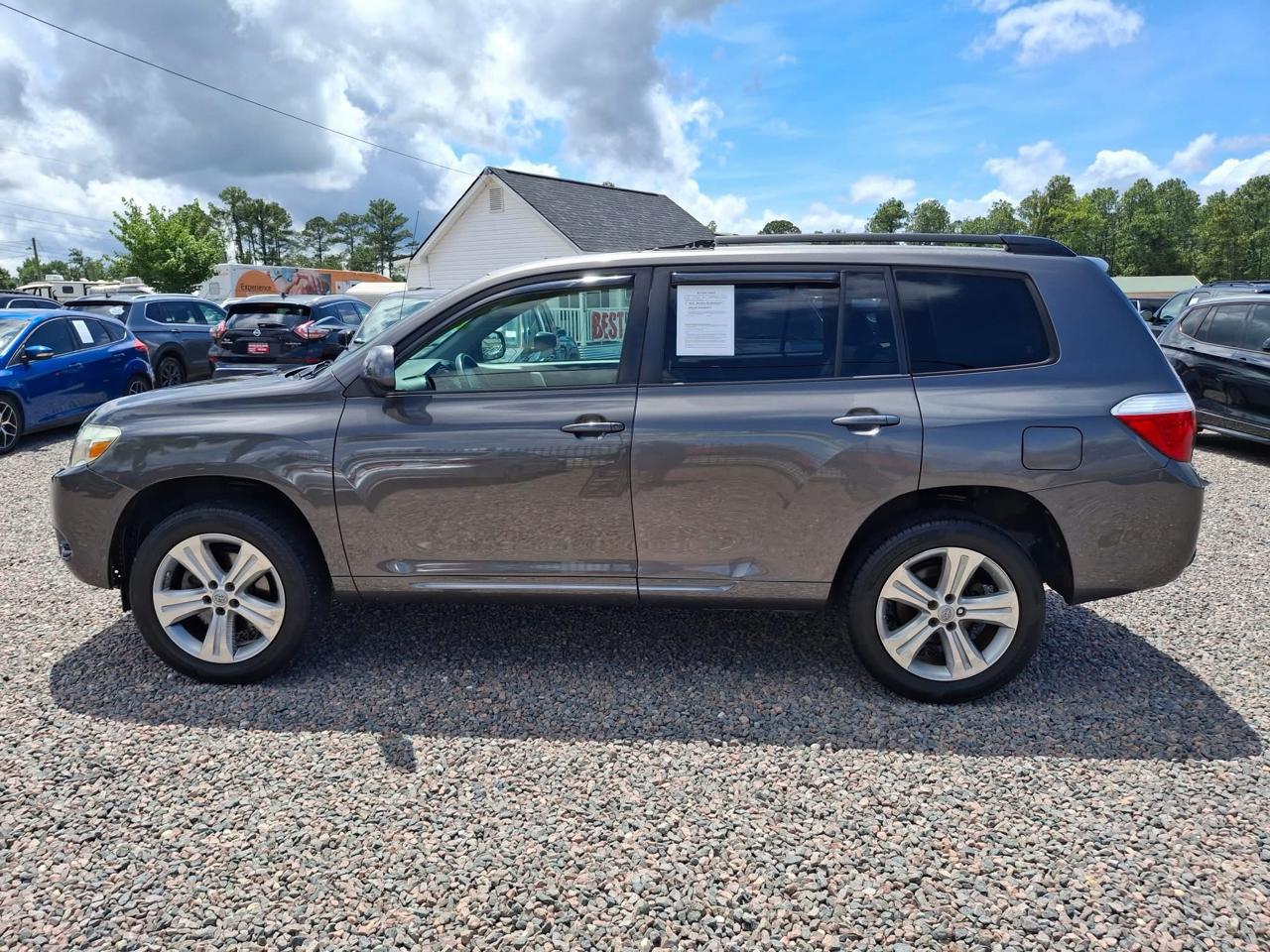 Toyota Highlander Base 2WD 2008