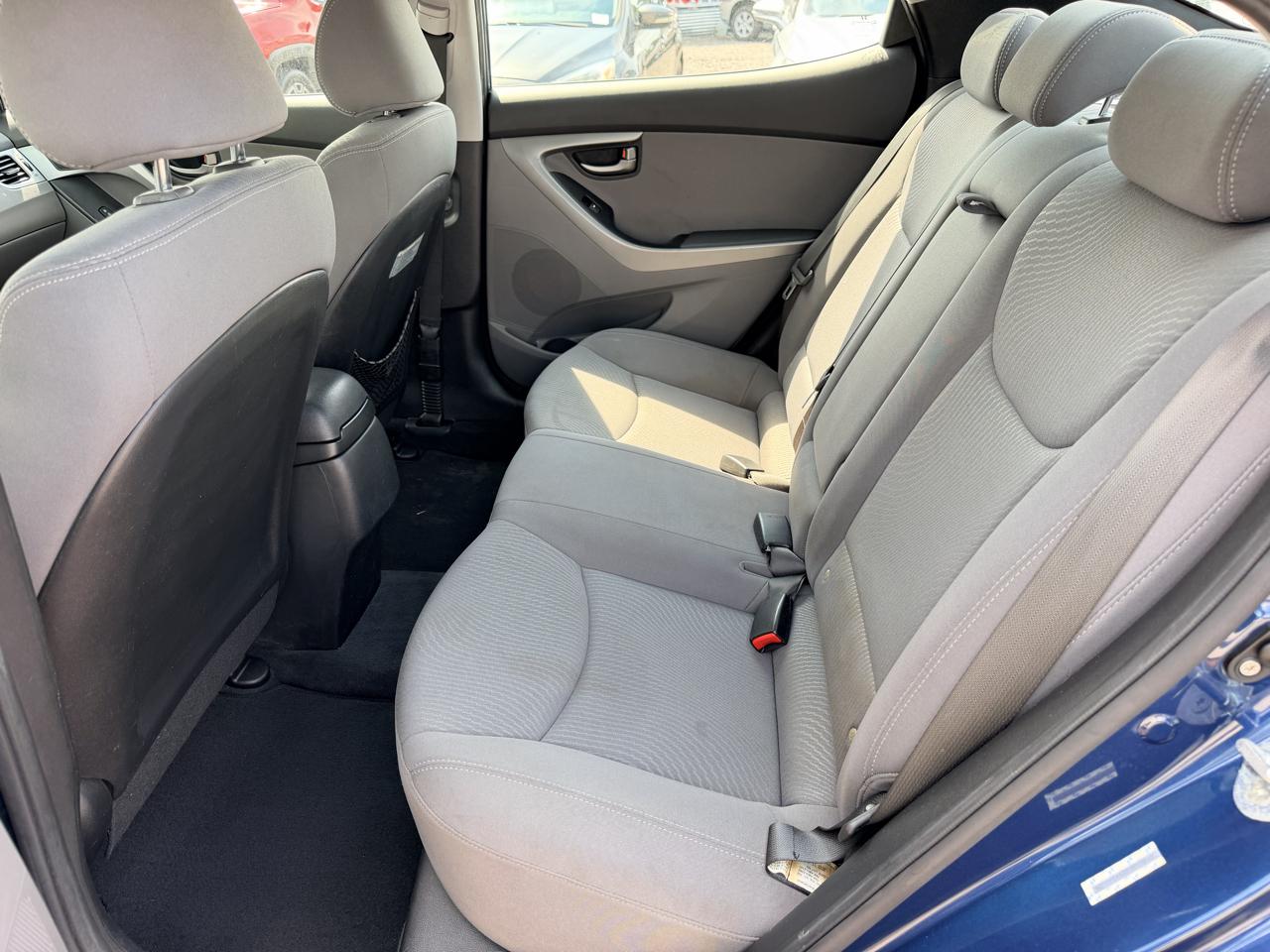 Hyundai Elantra SE 2014