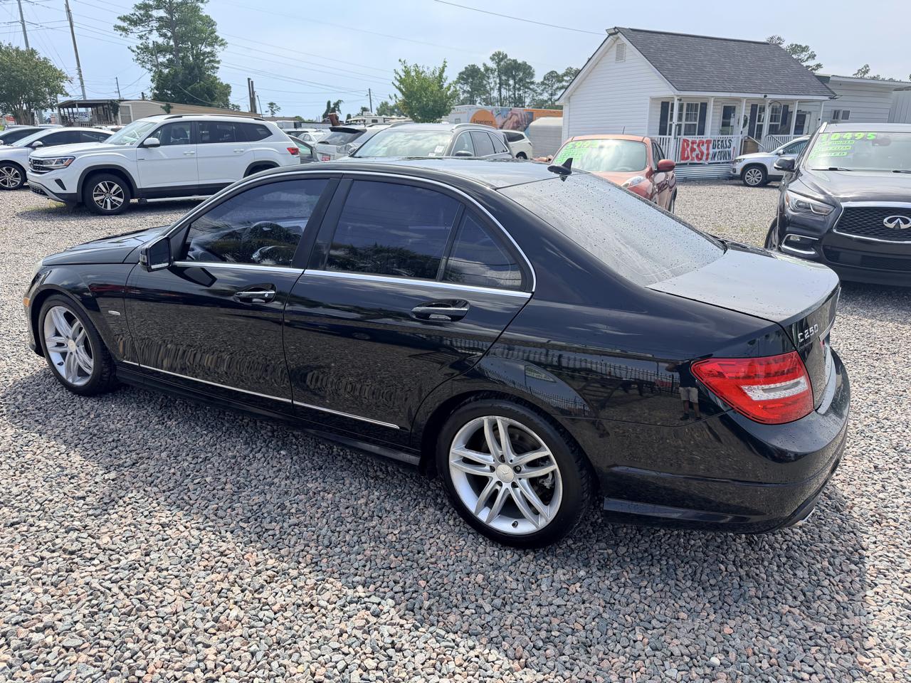 Mercedes-Benz C-Class C250 Luxury Sedan 2012