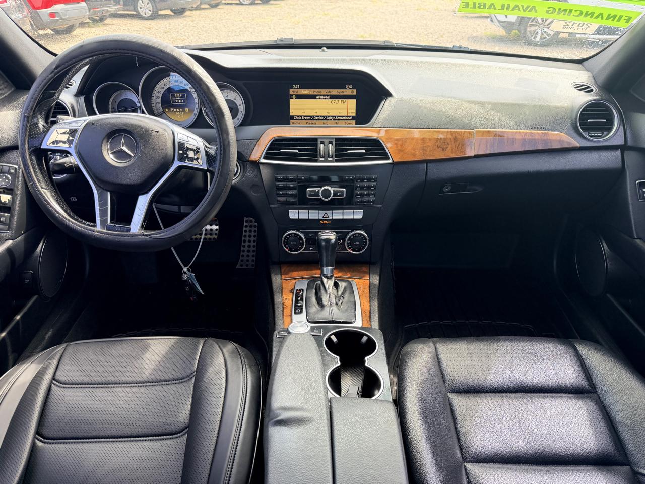 Mercedes-Benz C-Class C250 Luxury Sedan 2012