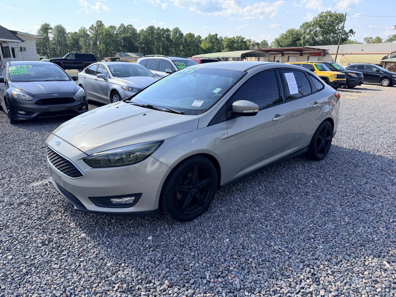 Ford Focus SE Sedan 2016