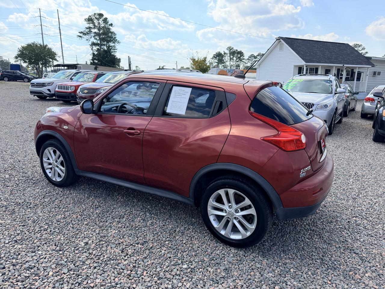 Nissan Juke SL FWD 2011