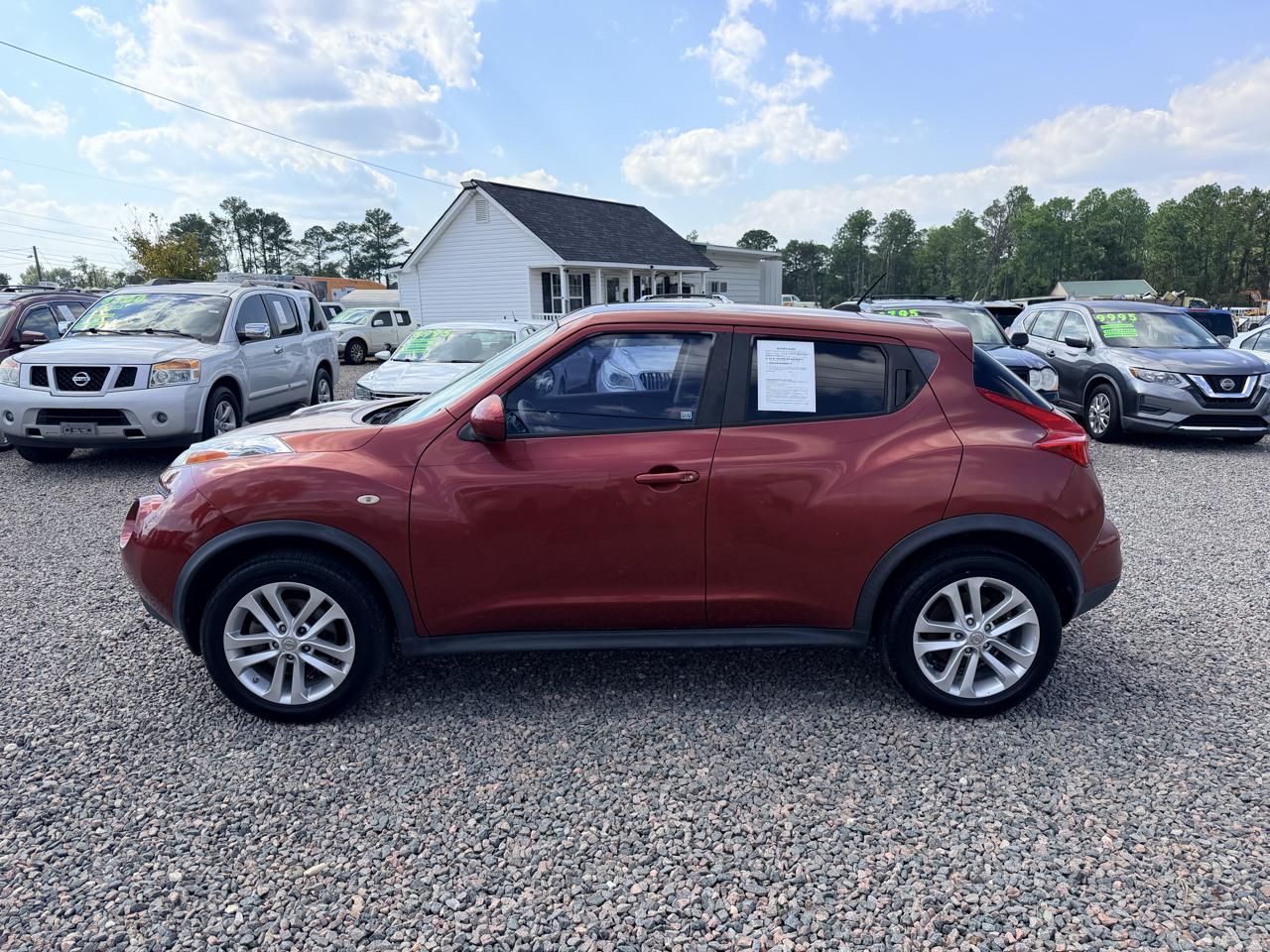 Nissan Juke SL FWD 2011