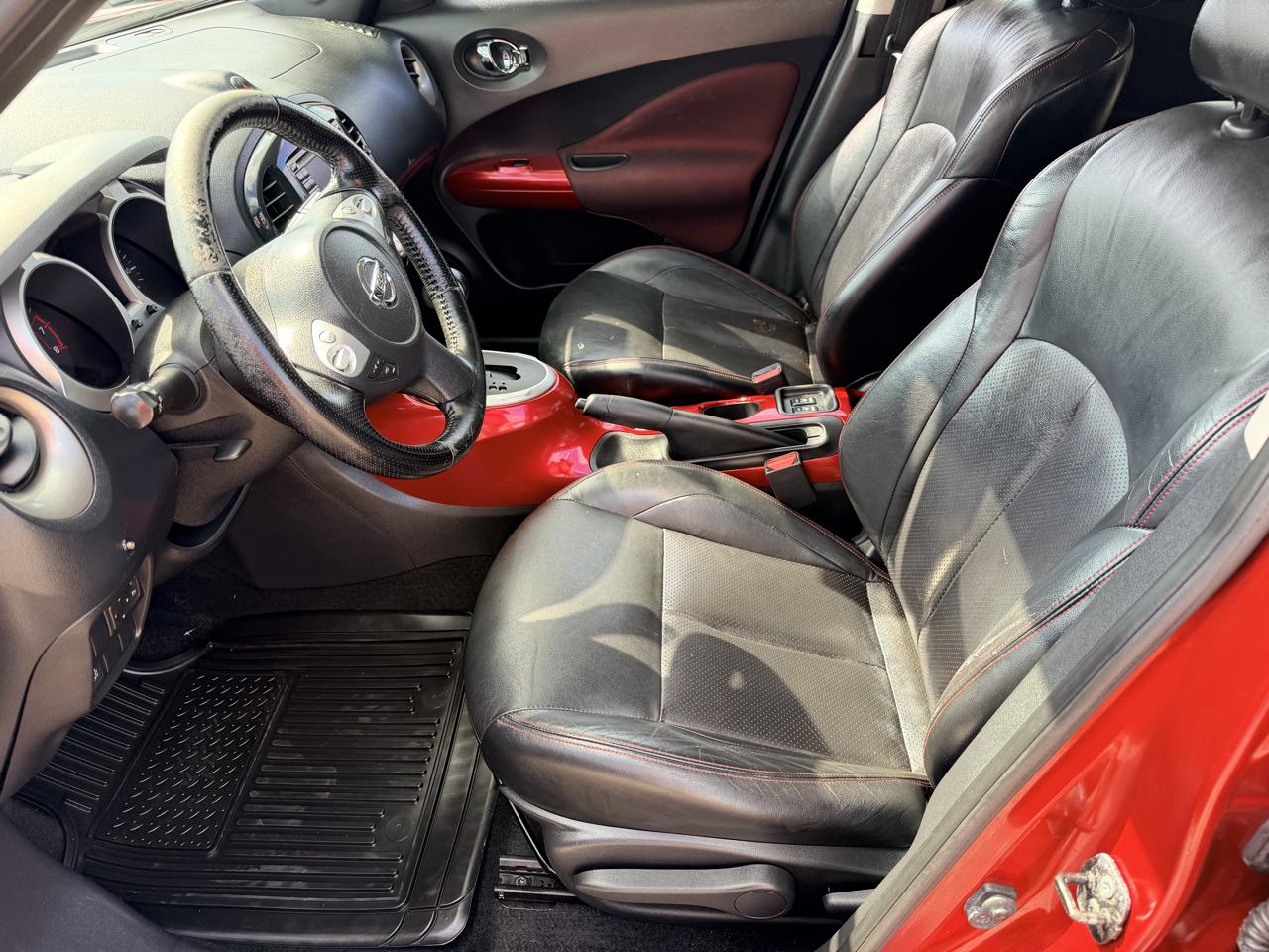 Nissan Juke SL FWD 2011